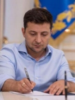 Zelensky signs law reducing pressure on businesses