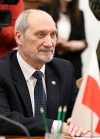 Polish defense minister hints at terrorism in 2010 Smolensk plane crash