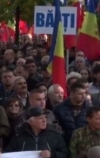 Rally in Moldova: protesters set to besiege parliament building