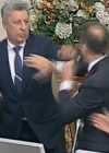 Opposition Bloc co-chairman Boyko scuffles with Radical Party leader Liashko in parliament (video)